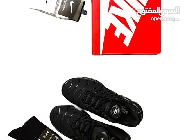 43 Sport Shoes in Amman