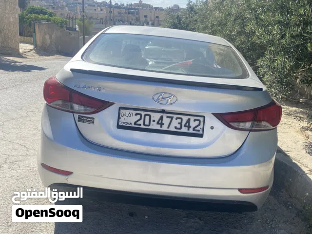 2015 هيونداي النترا Standard