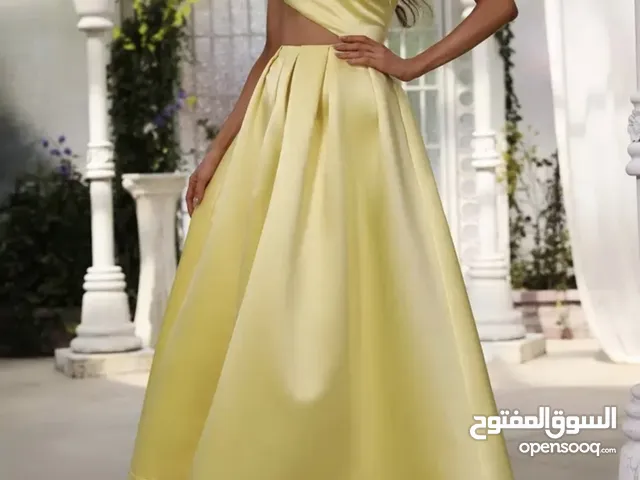 فستان اعراس وسهرة