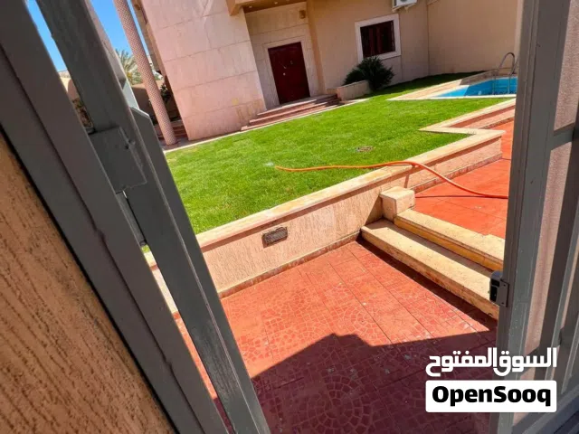 12 m2 5 Bedrooms Apartments for Rent in Tripoli Al-Serraj