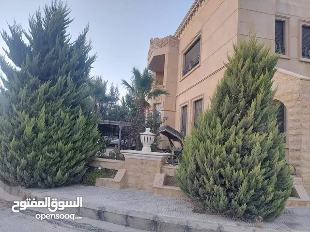 للبيع فيلا شبه قصر في اجمل مواقع دابوق الهادئه 1050 م