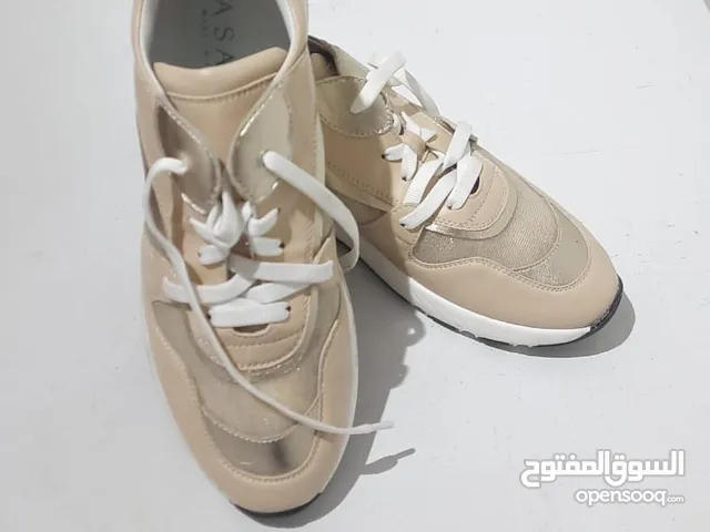 Casadei Women's Beige & Gold Metallic Sneakers