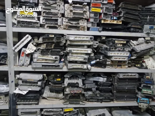 Computer Chips Mechanical Parts in Amman