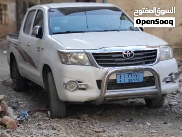2012 Toyota Hilux GLX