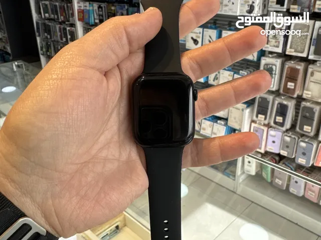 Apple Watch s9 45mm battery 94%