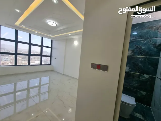 200 m2 4 Bedrooms Apartments for Rent in Sana'a Northern Hasbah neighborhood