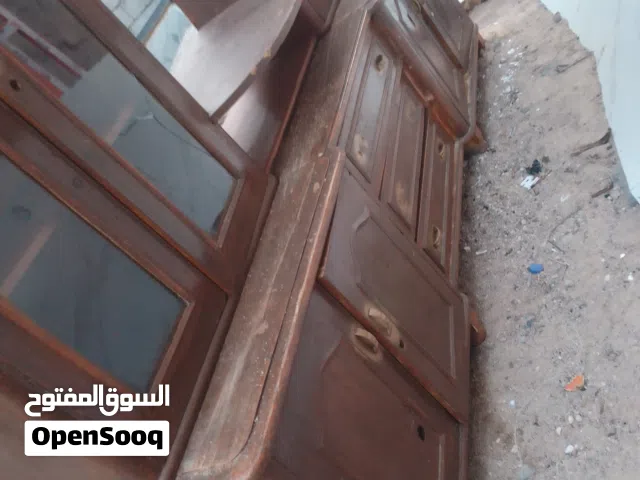 معرض للبيع طابقين