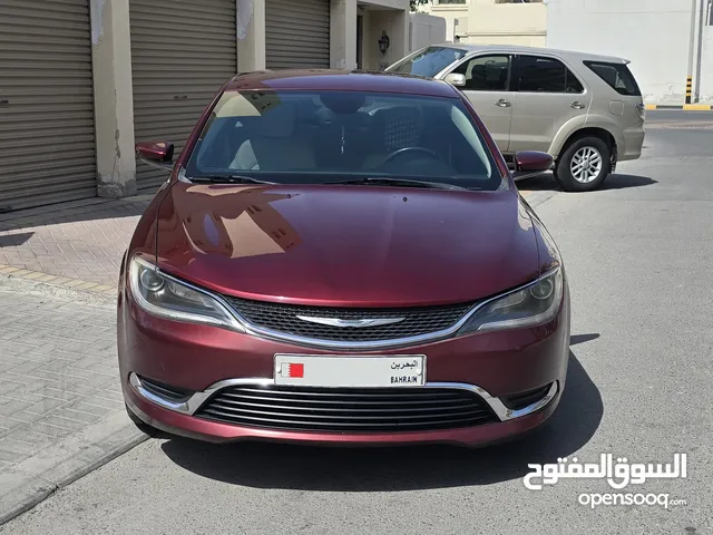 2016 Chrysler 200 – Low Mileage and Excellent Condition