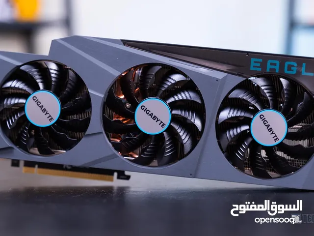 كرت شاشة من شركة جيجا بايت عالية الجودة RTX 3080 مع كرتونته