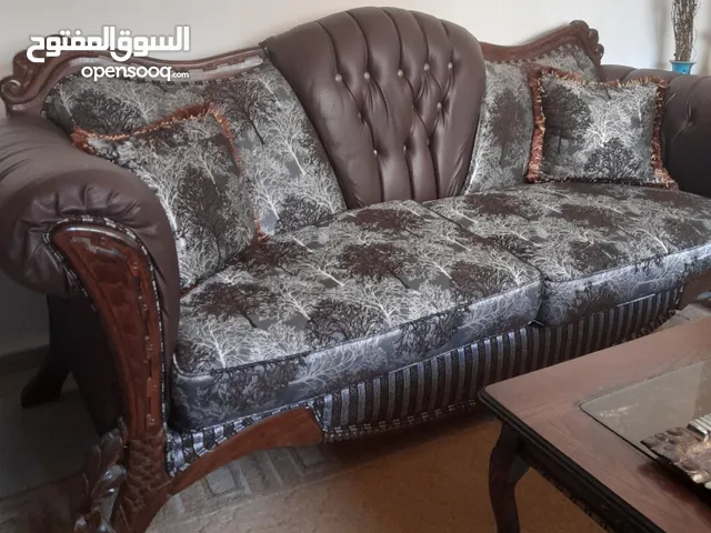 كنب جلوس بحال الجديد