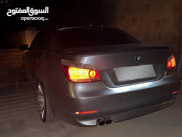 سيارة سيدان BMW 525i e60