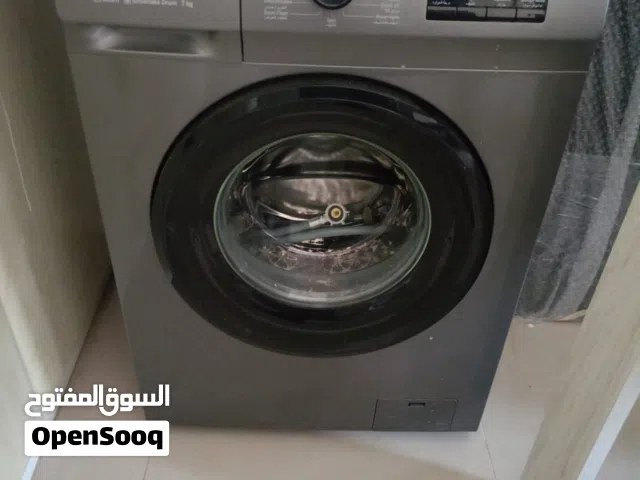 غسالة هايسنيس استعمال شهر واحد فقط 7 كجم للبيع موجودة في عجمان