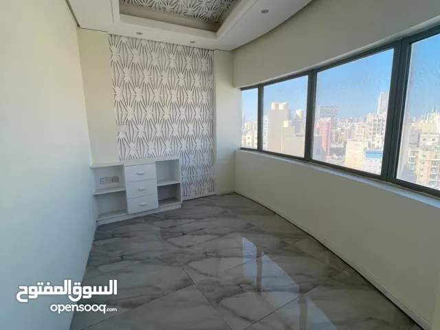 مكاتب تجارية  للإيجار في حولي .