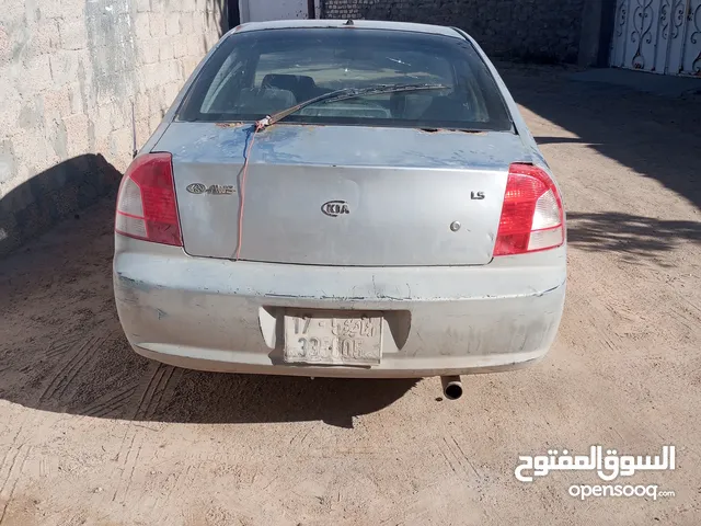 Used Kia Shuma in Tripoli