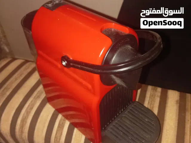 مكينة قهوة ممتازة وحالتها رائعة Nespresso