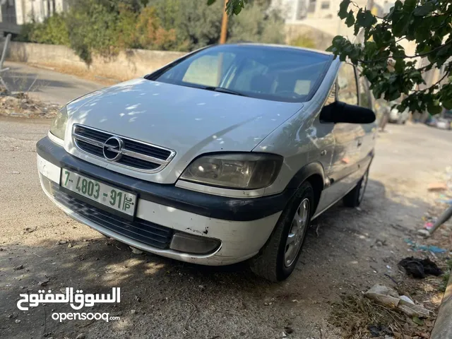 اوبل زفيرا مديل 2004
