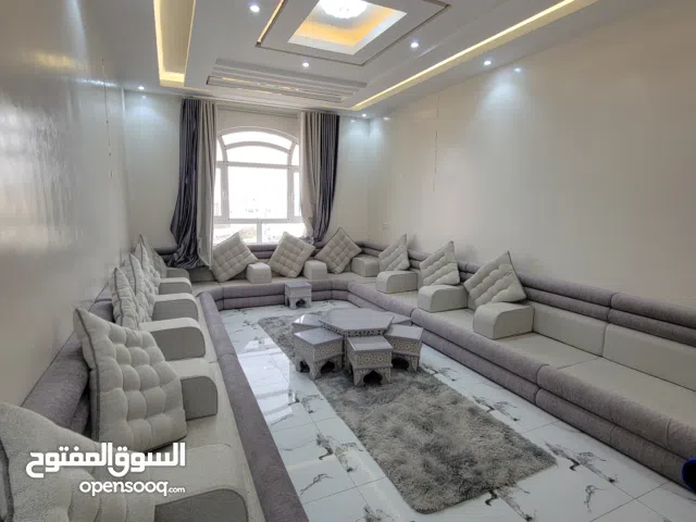 شقق مفروشة فاخرة جداً للإيجار – أثاث فاخر سوبر لوكس    الخمسين – بيت بوس – خلف مجمع العرب