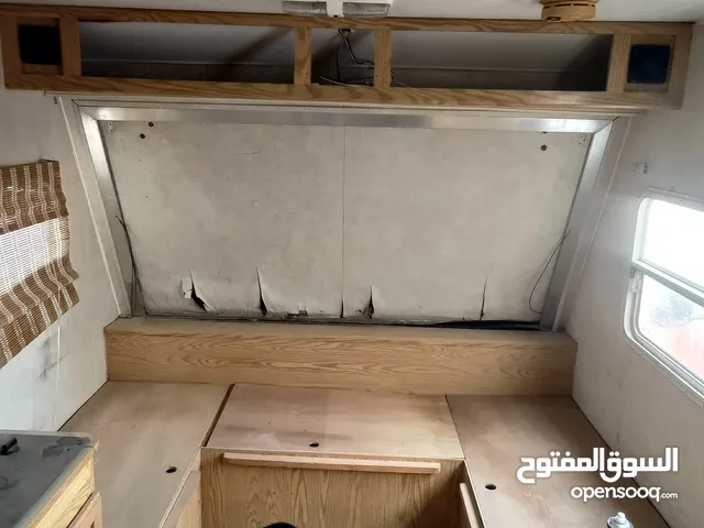 كرفان امريكي الطول 6 متر