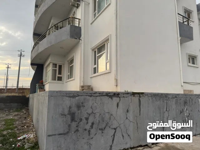 شقة ارضية في شاري نموني للبيع