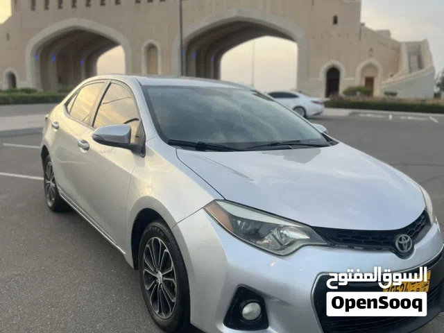 2015 تويوتا كورولا SE