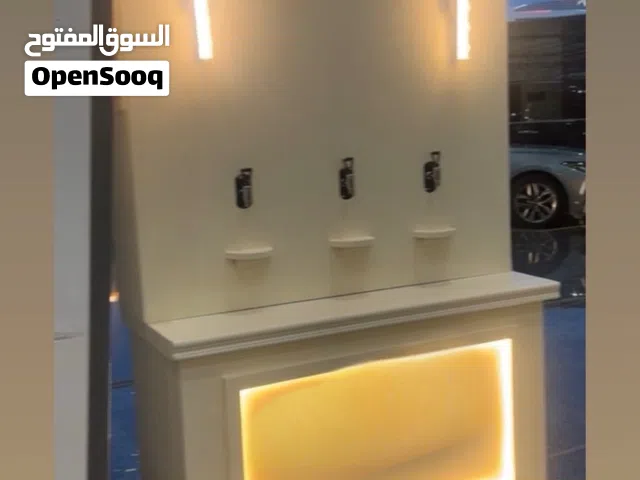 عربة مشروبات وللضيافه مع ترولي