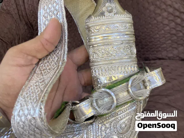 خنجر عمانيه صياغه صوريه نقش قديم وعديم