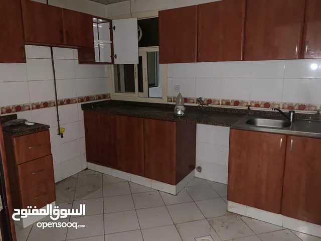 700 ft 1 Bedroom Apartments for Rent in Sharjah Al Butina