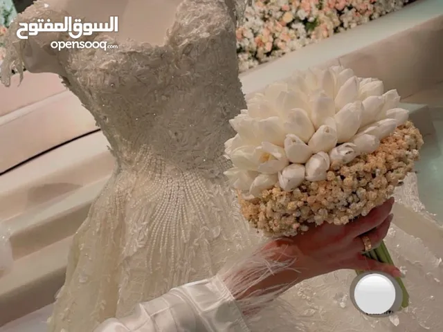 للبيع فستان عرس استخدام مره واحده