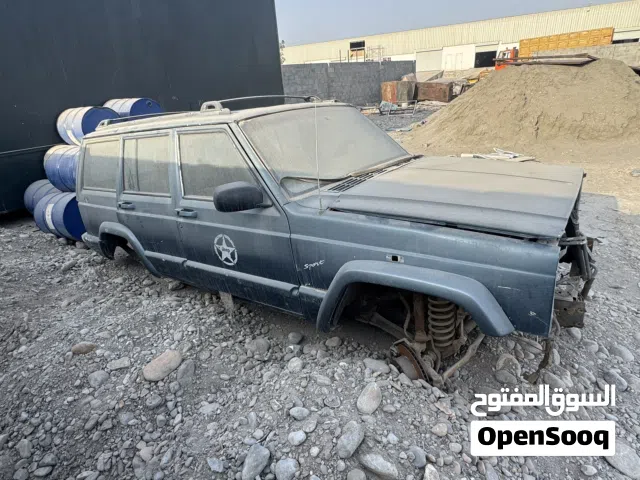 قطع غيار جيب شيروكي 1997