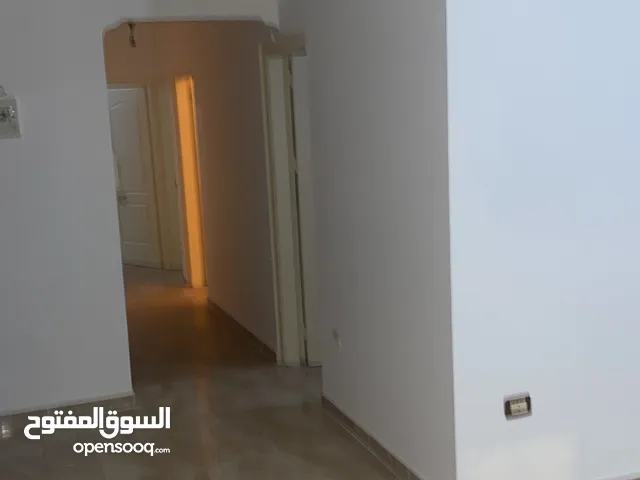 شقّه للبيع