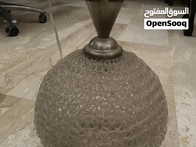 مجموعة مصابيح او ثريات وديكورات إضاءة مميزة للبيع