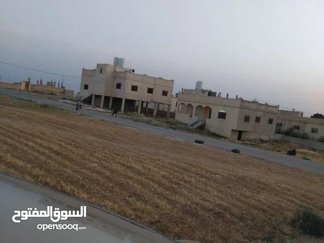 ارض مميزة تصلح لبناء إسكان