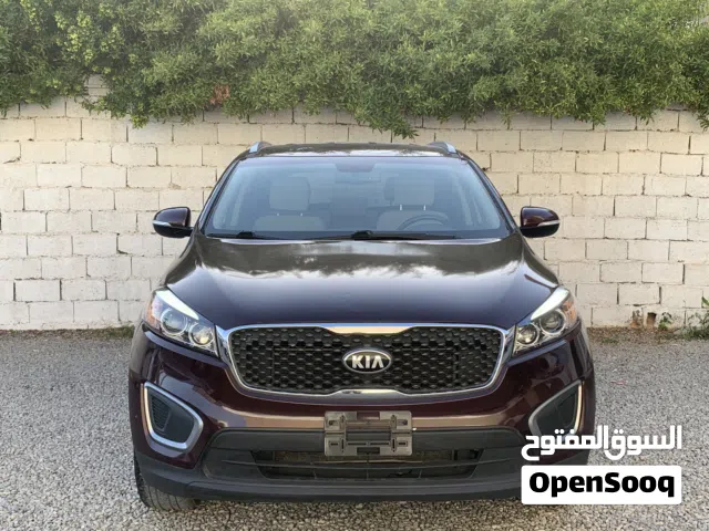 Used Kia Sorento in Tripoli