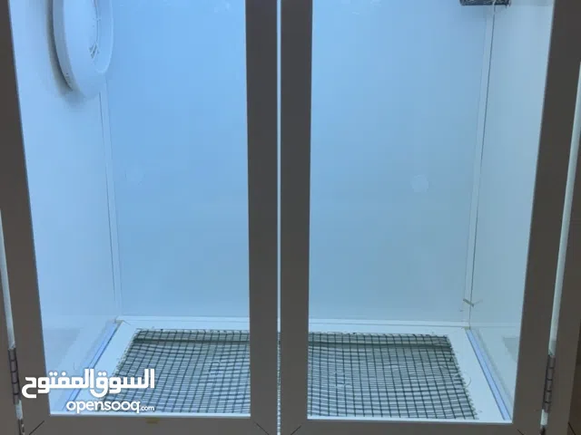 حضانة فروخ ببغاء تنفع لجميع الاحجام من اصغرها و الى المكاو تضمن نمو سليم و صحي للحيوان الأليف