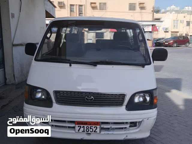 Toyota hiace