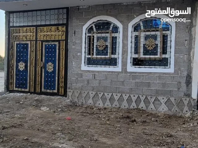 البناء مسلح هردي قواعد وعمدان الشارع 7 متر نافذ المساحه. لبنتين صافي