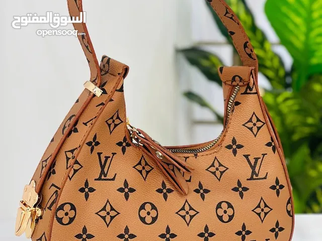 Black Gucci for sale in Benghazi