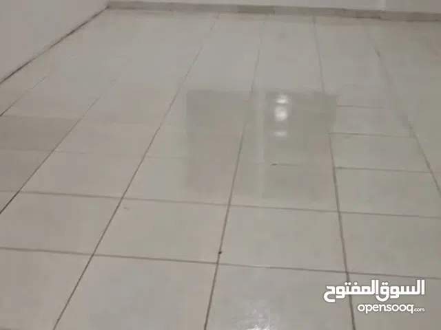 1000 m2 2 Bedrooms Apartments for Rent in Farwaniya Reggai