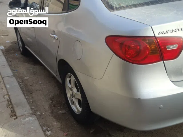 2010 هيونداي افانتي SE