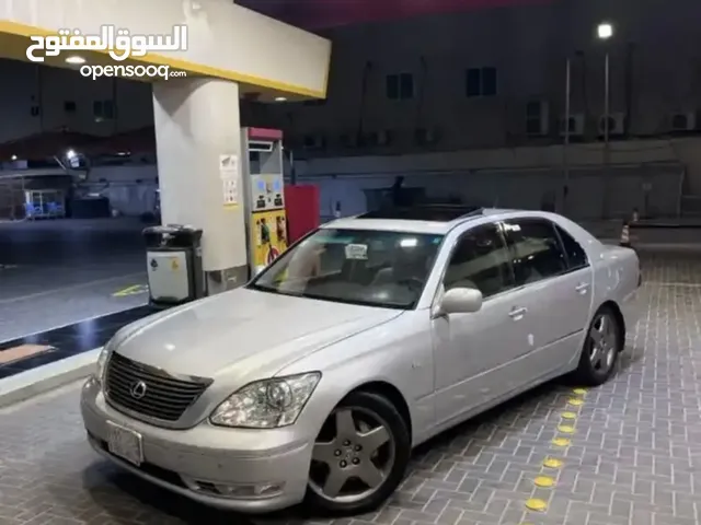 Used Lexus LS in Al Jahra