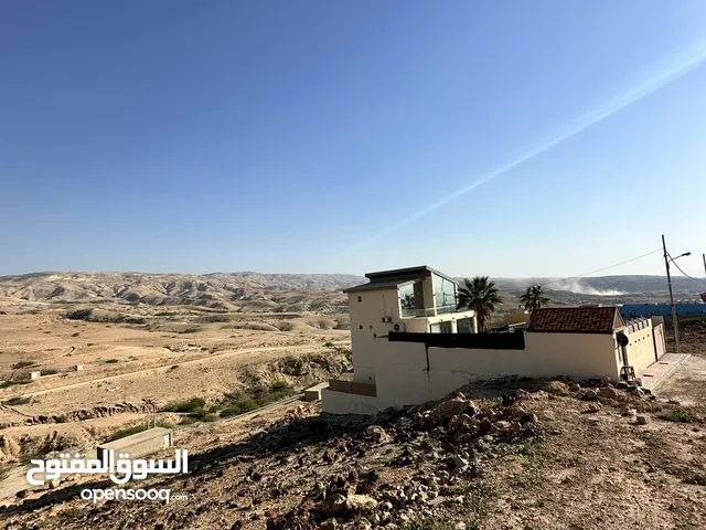 للبيع قطعة ارض مطلة في أجمل مناطق البحر الميت بسعر مغري