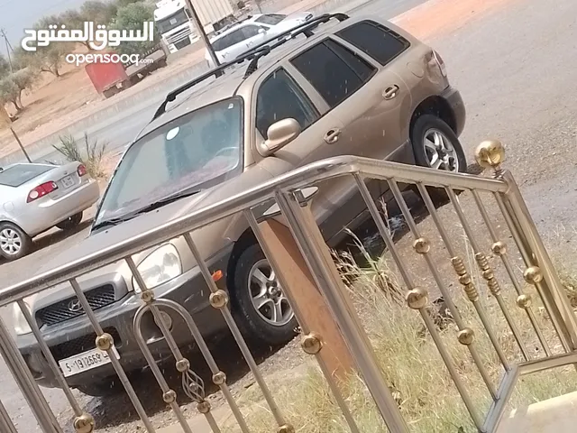 Used Hyundai Santa Fe in Qasr Al-Akhiar