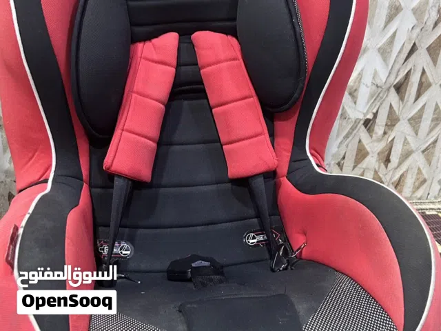 للبيع كرسي أطفال للسيارات