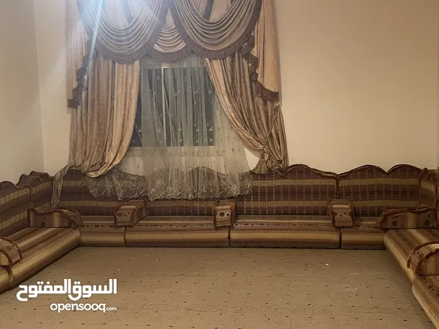 جلسة ارضية