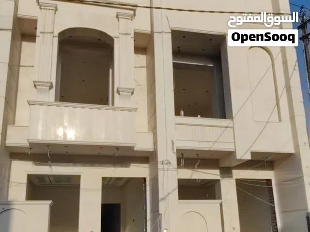 للبيع تونات عدد2 مساحه كل دار 80م درجه اولى مرمر