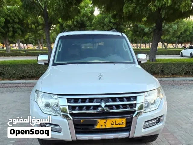 Mitsubishi Pajero 2016