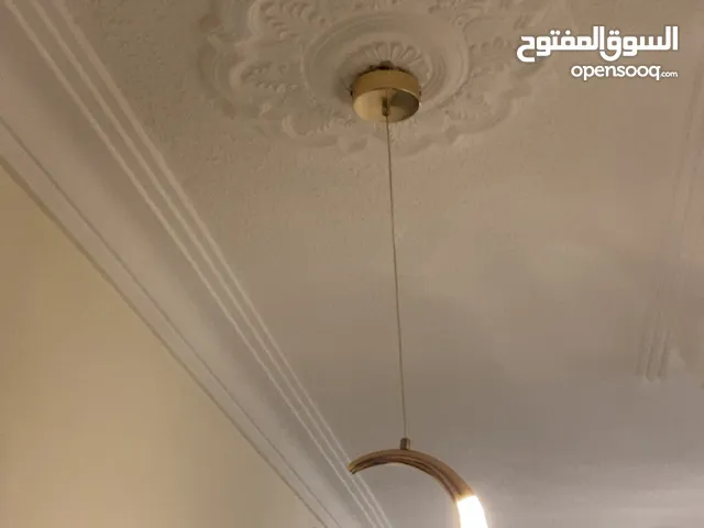 ثريا ثلاثية وثريا فردي عدد 2 للبيع جديد غير مستعمل