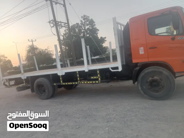 Hino truck 2005 model