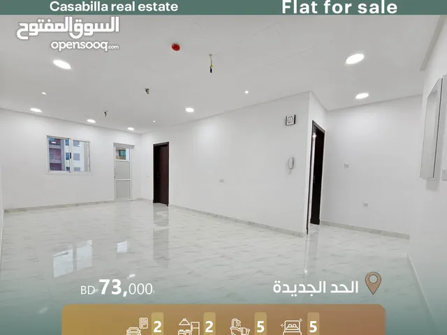 240m2 5 Bedrooms Apartments for Sale in Muharraq Hidd