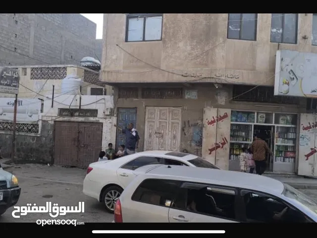 عماره للبيع في ( عدن - حي المنصوره - بلوك 33 ) الرجاء التواصل عن طريق الواتساب